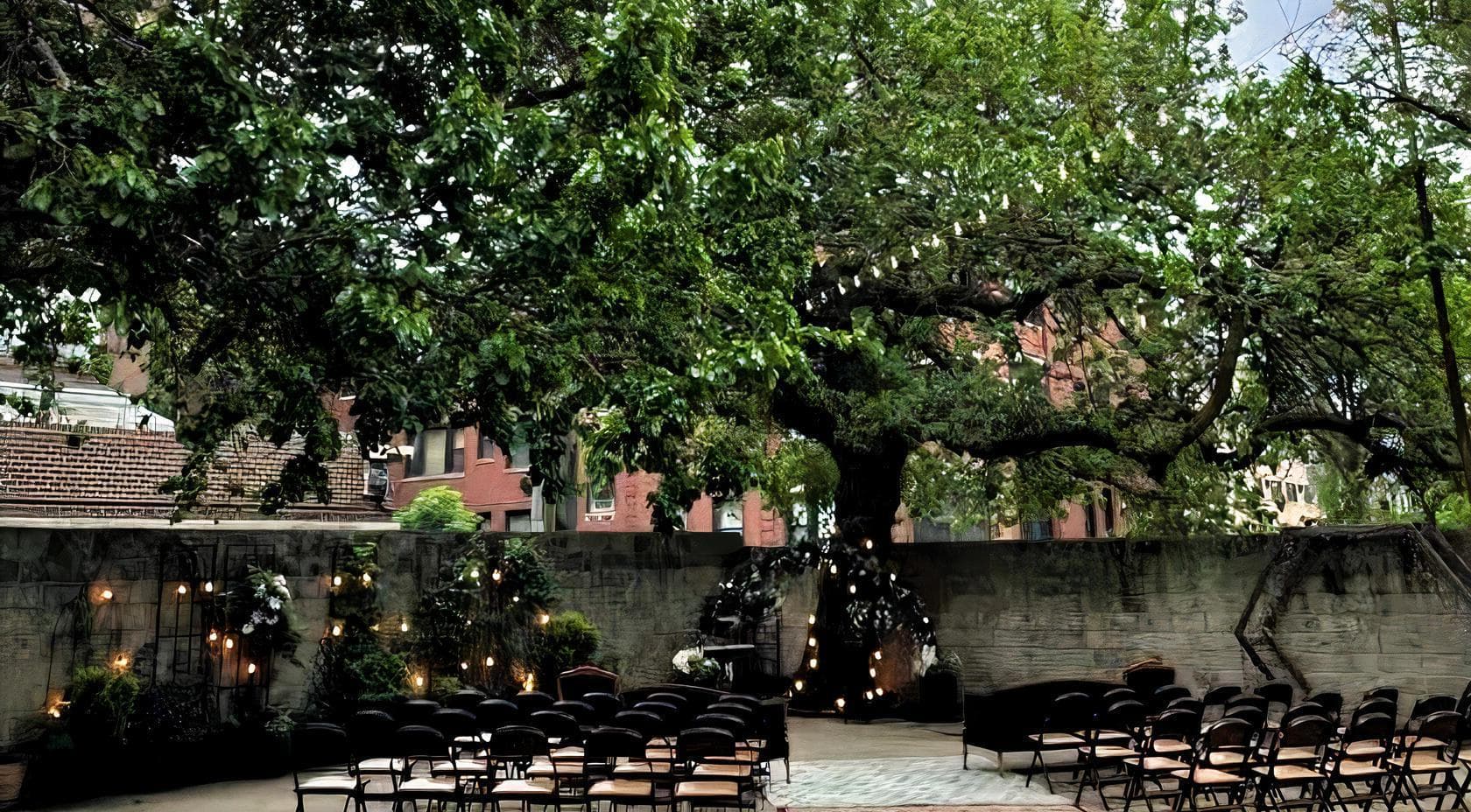 Photo of Colvin House, Courtyard