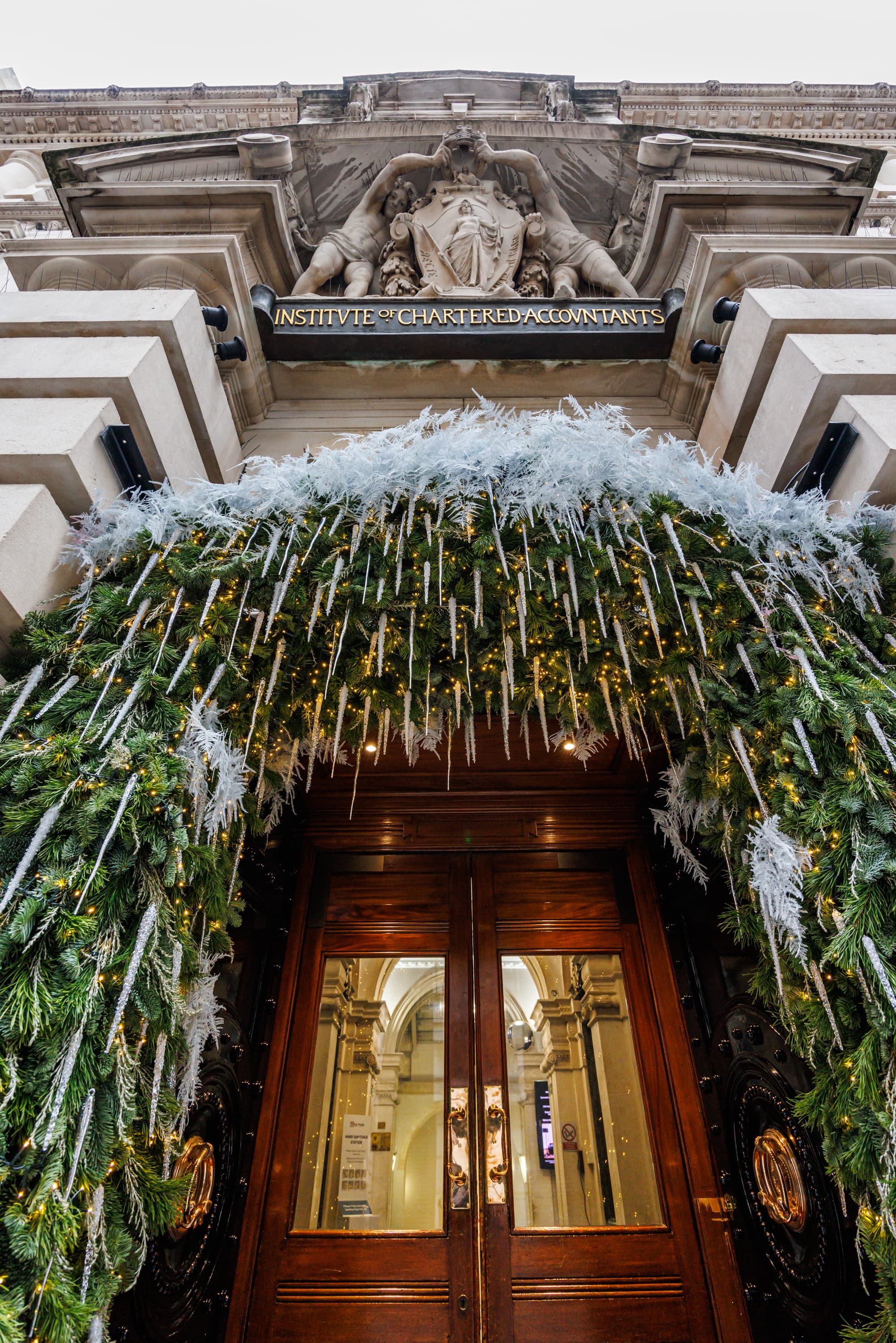 Christmas Package, One Moorgate Place photo #4