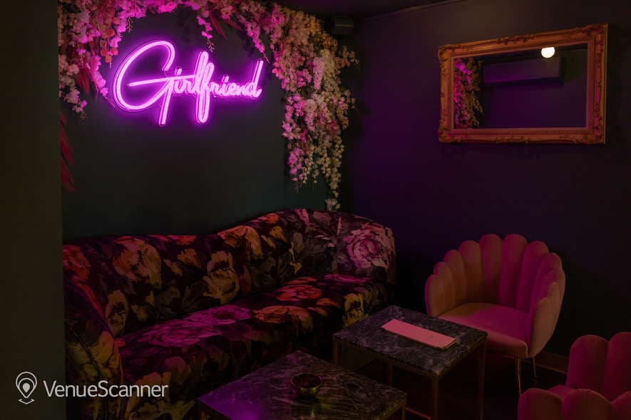 Girlfriend Clapham, Girlfriend Clapham photo #2