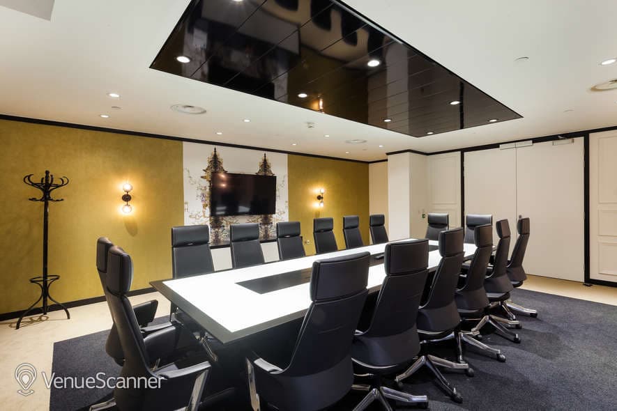 Champagne Club, Office Space In Town - Mayfair photo #2