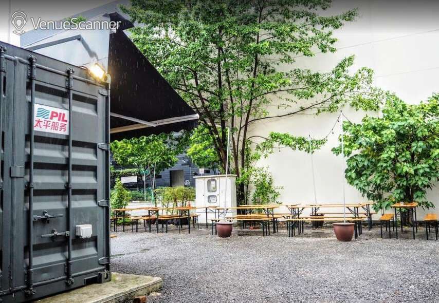 Courtyard, Deck photo #3