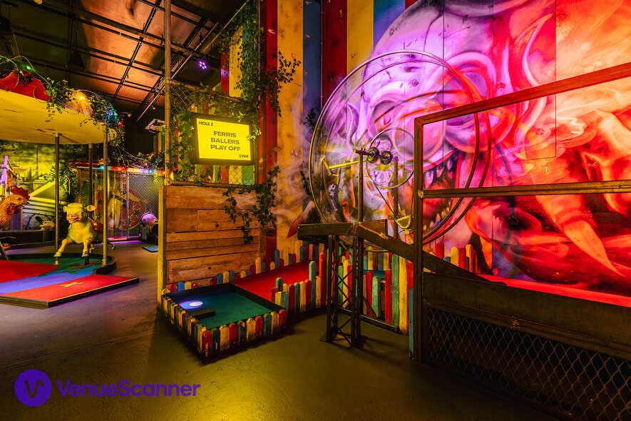 Junkyard Golf Shoreditch, Whole Venue photo #3