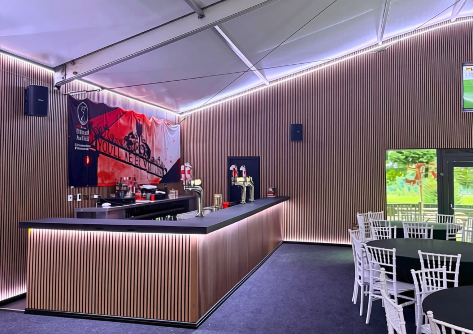 Marquee, Hotel Anfield photo #2