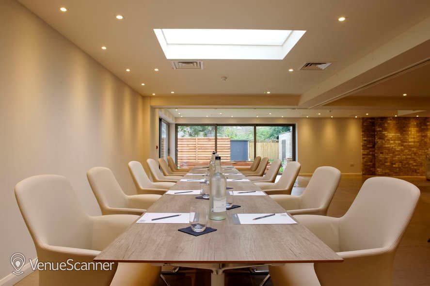 KH Suite, The Lodge Hotel photo #3