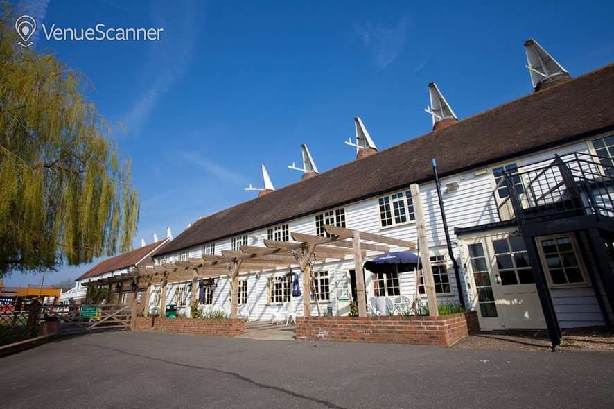 The Shires, Hop Farm photo #2