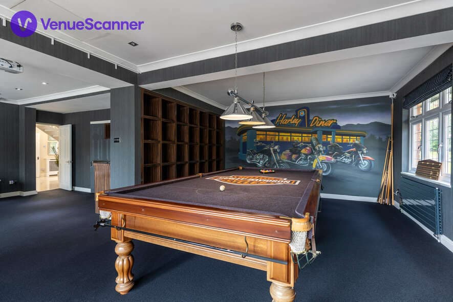 The Villa Mansion Shoots, The Villa Mansion photo #3