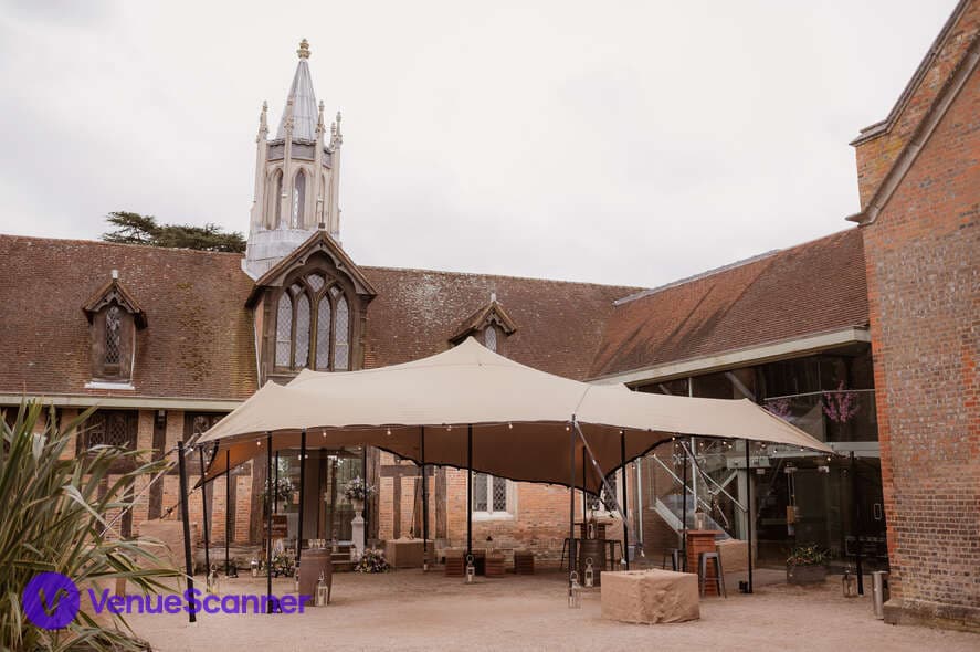 Monks Barn, Ashridge House photo #2