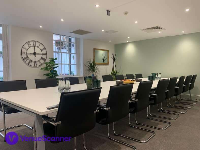 Buckingham, Citibase London Victoria Catherine Place photo #1