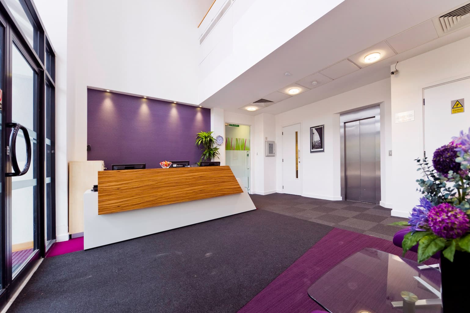 Beaconsfield, Regus High Wycombe Kingsmead Business Park photo #4