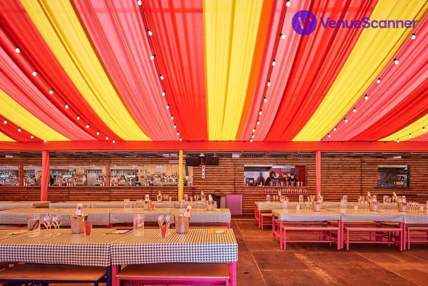 Exclusive Hire Of Luna Springs, Luna Springs photo #3