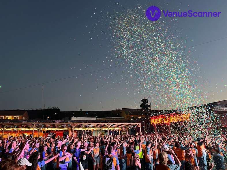 Luna Springs photo #3