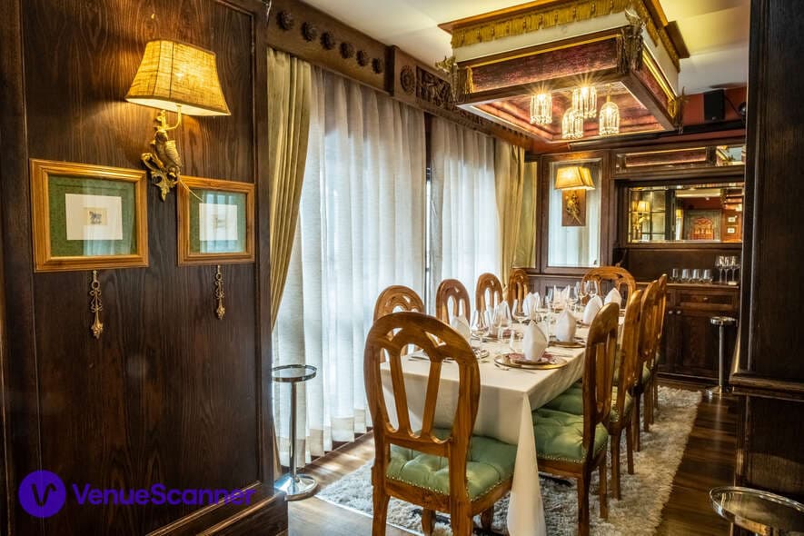 Colonel Saab - Trafalgar Square, Memsaab Dining Rooms Trafalgar Square photo #3
