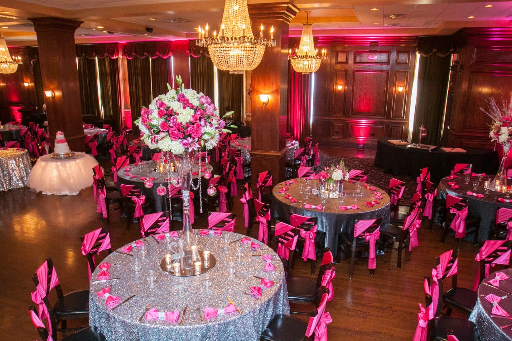 Exclusive Hire, Maggiano's Little Italy Austin photo #1