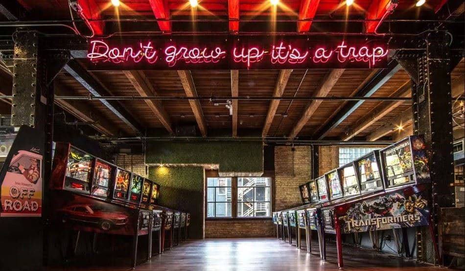 Photo of Headquarters Beercade, Window Lounge