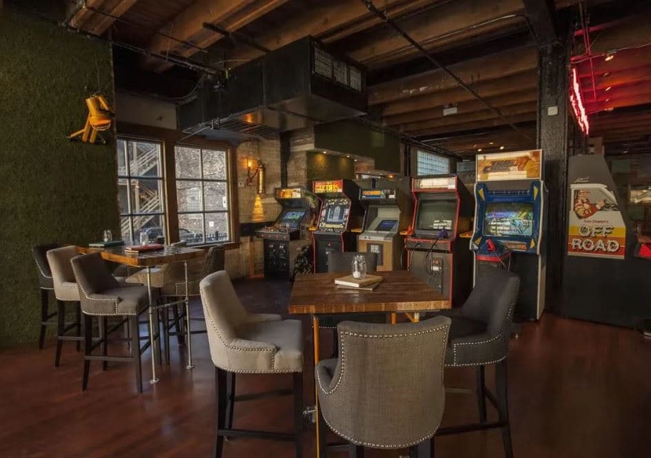 Photo of Headquarters Beercade, Window Lounge