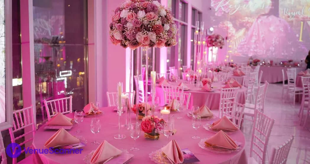 Main Room, Dreams NYC Ridgewood photo #2