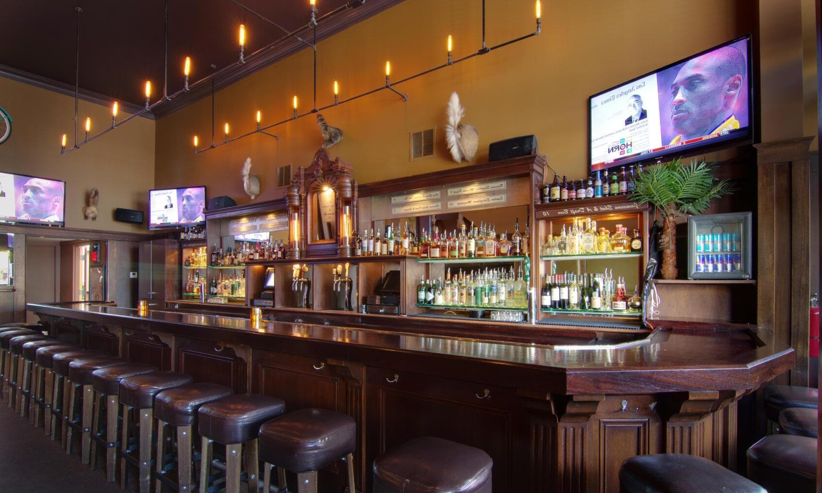 Entire Venue, Campus photo #1