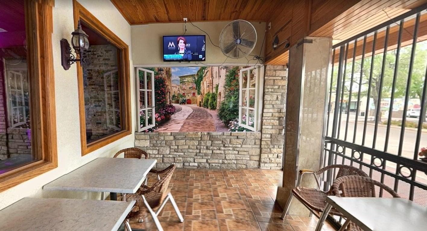 Patio, Di Rosani's photo #1