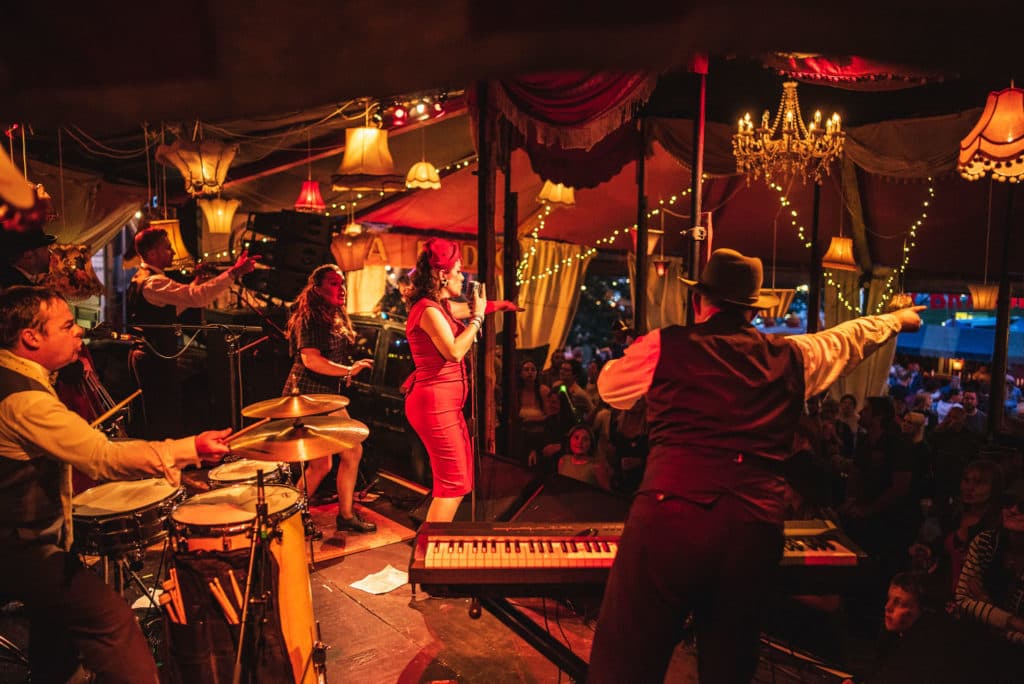 Photo of The Travelling Circus, The Travelling Circus