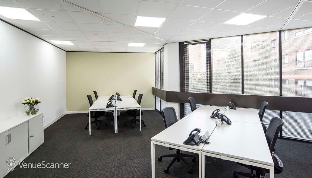 MR2, Regus London Borough High Street photo #3