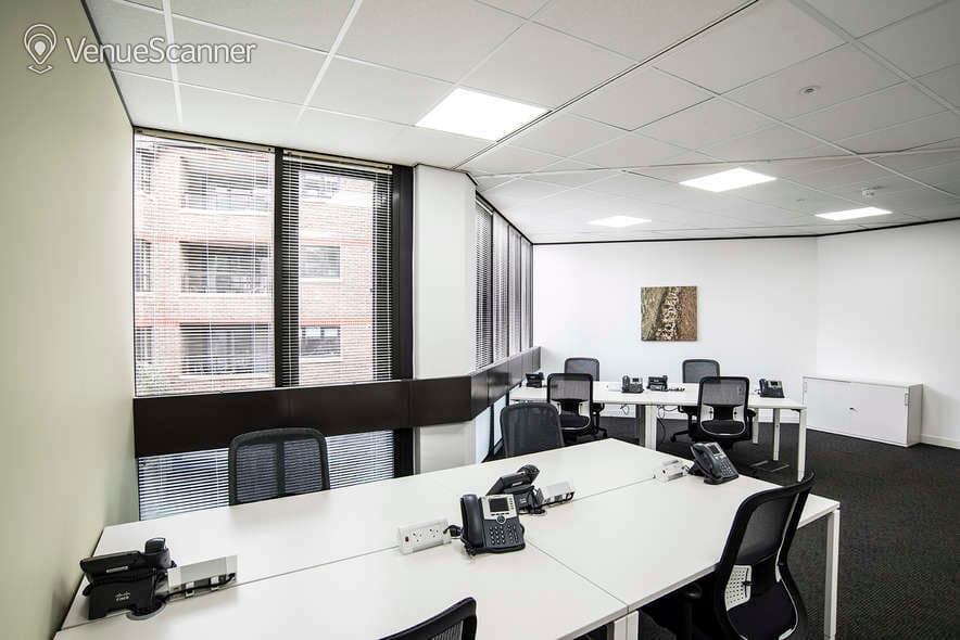 MR2, Regus London Borough High Street photo #2