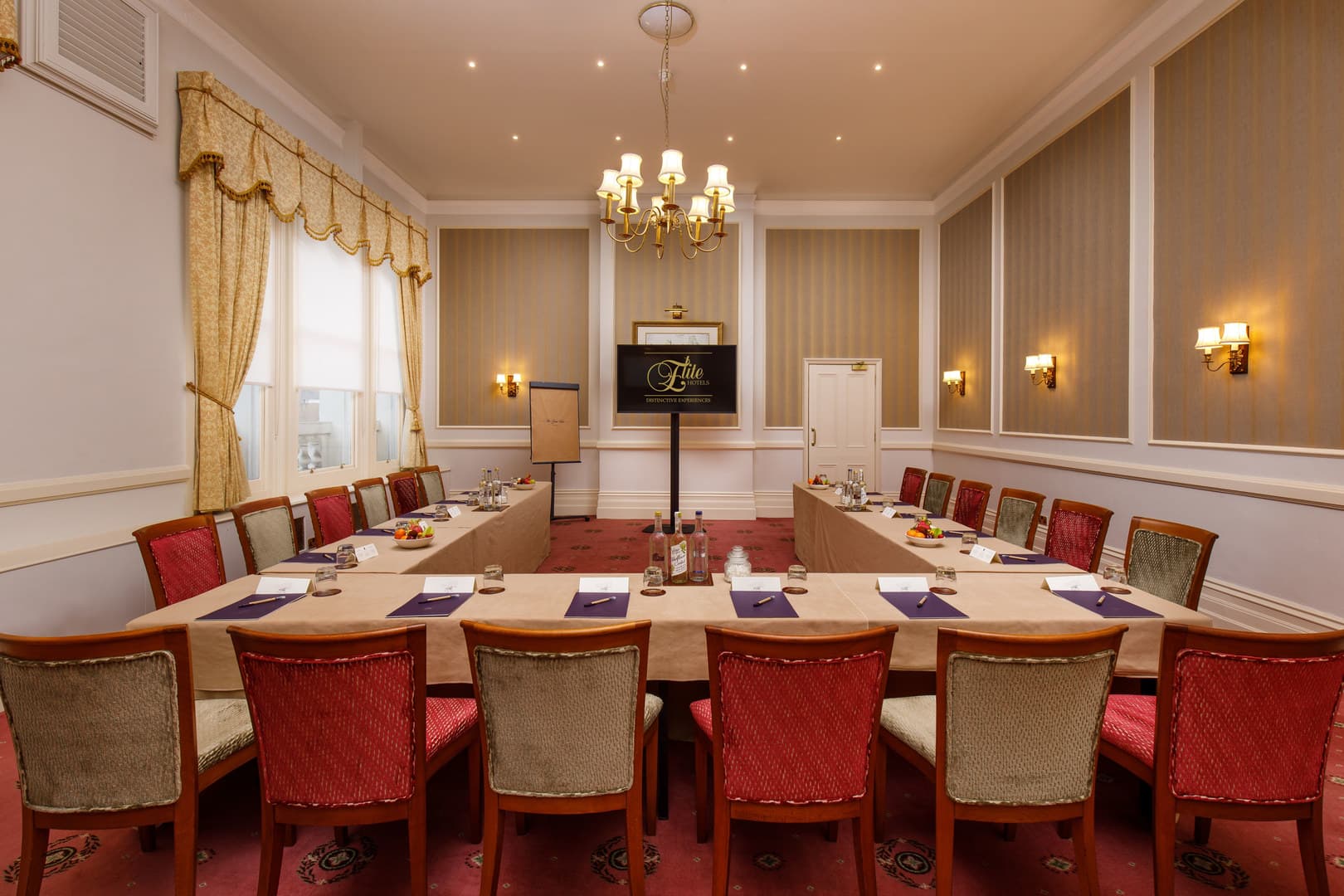 Norfolk Room, The Grand Hotel photo #1
