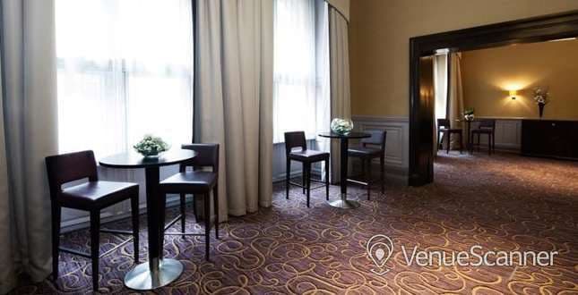 The Queens, Grand Central Hotel photo #1