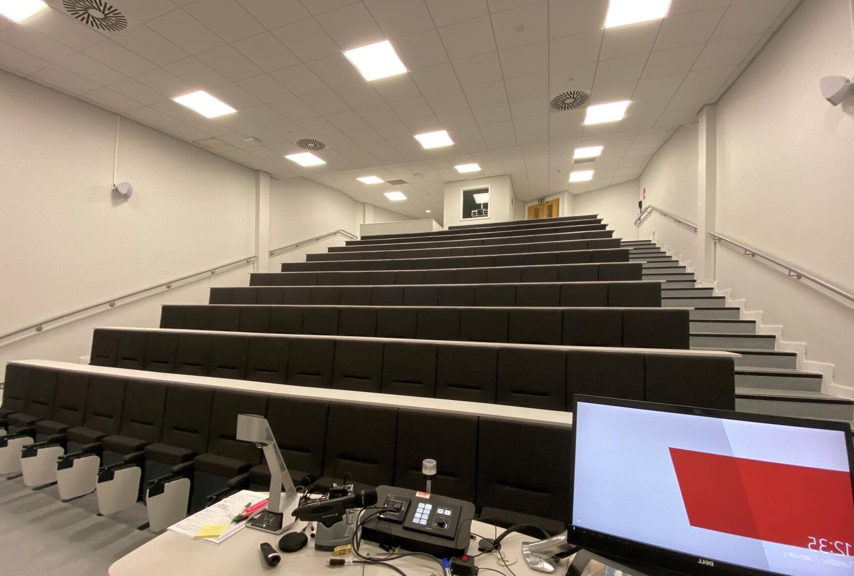 Banton Lecture Theatre 2D3
