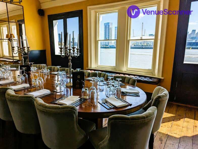 The Gun, The River Room photo #3