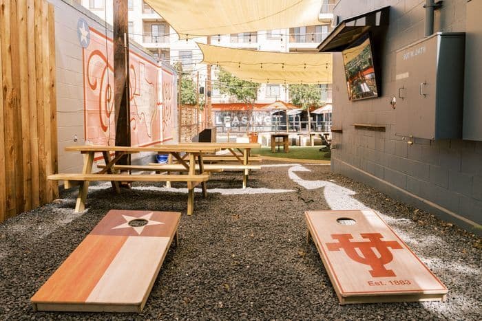 Exclusive Hire, Cain And Abel's photo #3