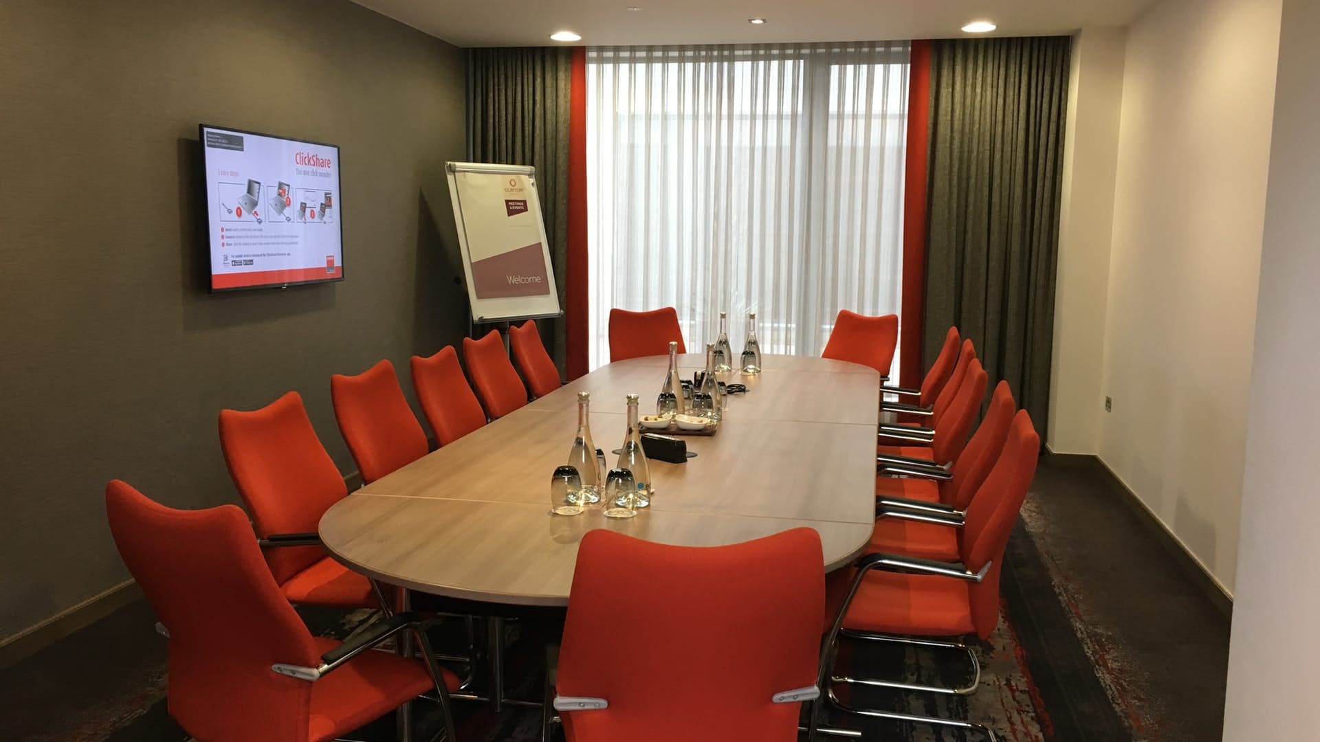 Clayton Hotel Chiswick, Burlington Suite photo #2