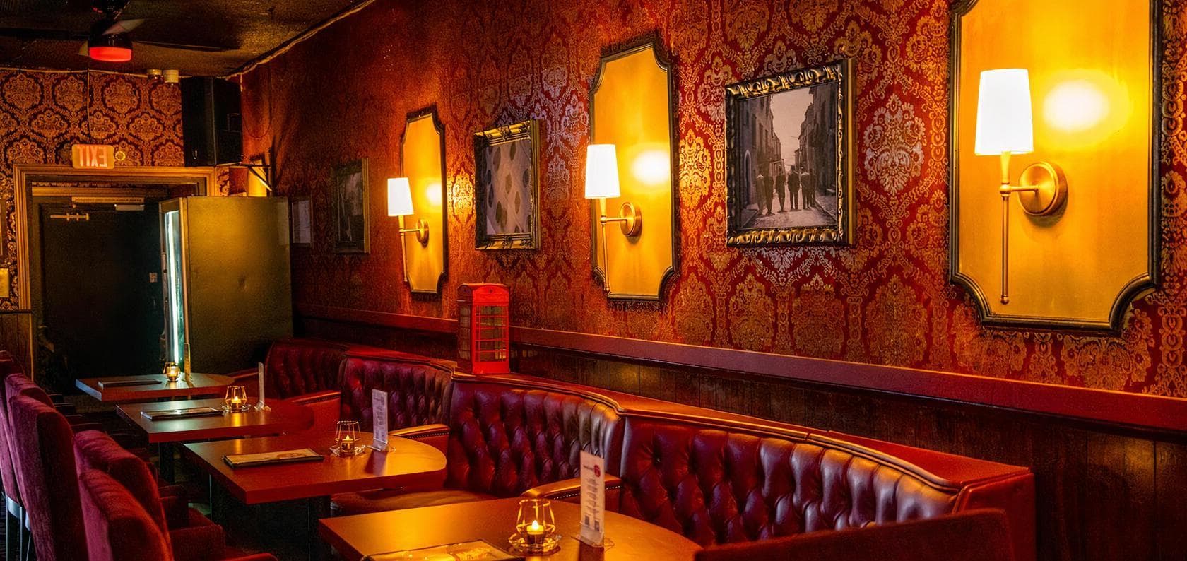 Entire Venue, Champagne's Cafe photo #1