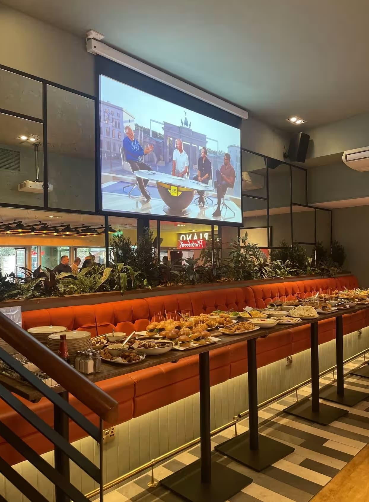 Pitcher & Piano Birmingham, Casual Area Hire photo #2