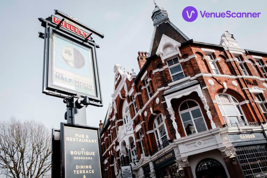 The Snug, The Half Moon photo #3