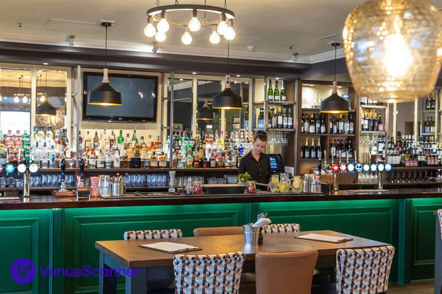 The Curtain Room, The Loose Box photo #3