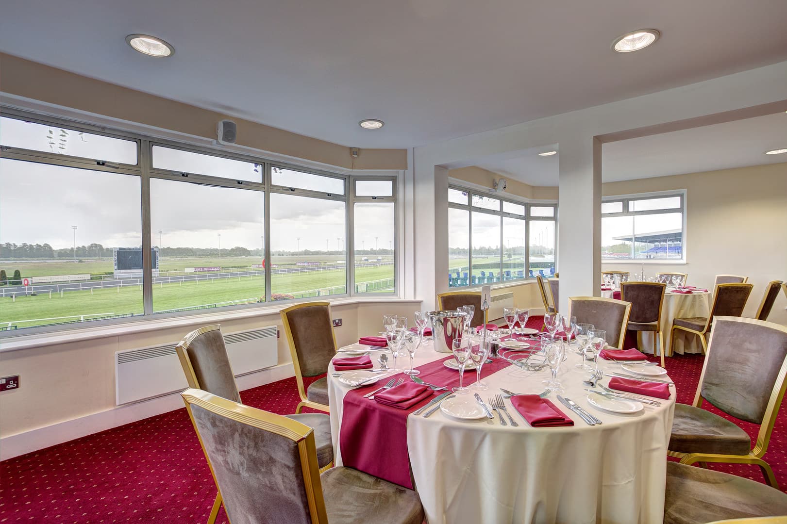 The Royal Box, Kempton Park Racecourse photo #2
