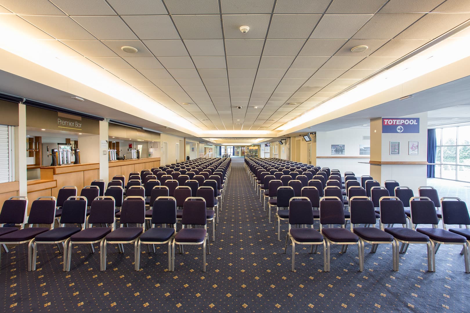 Premier Suite, Kempton Park Racecourse photo #1