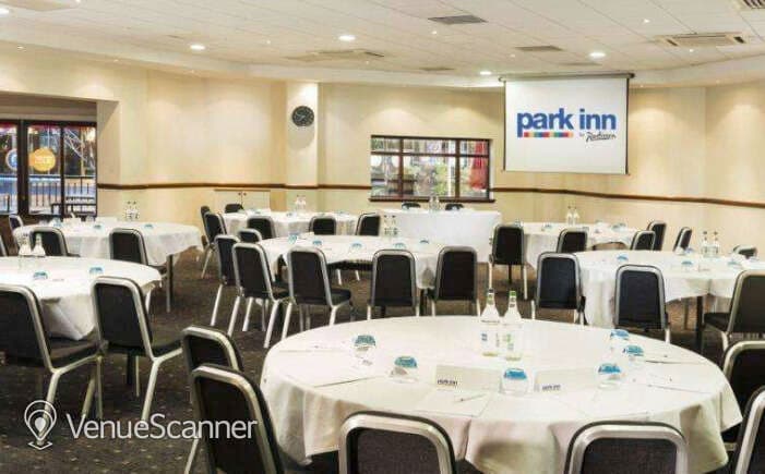 Vale Suite, Park Inn By Radisson Cardiff City Centre photo #1