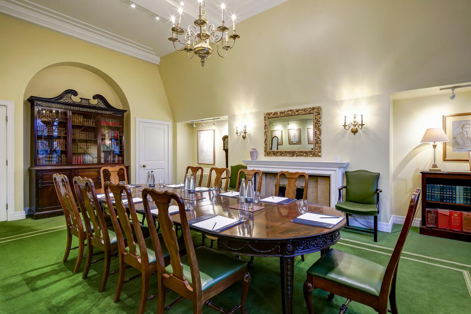 The Benchers' Library, The Honourable Society Of Grays Inn photo #1