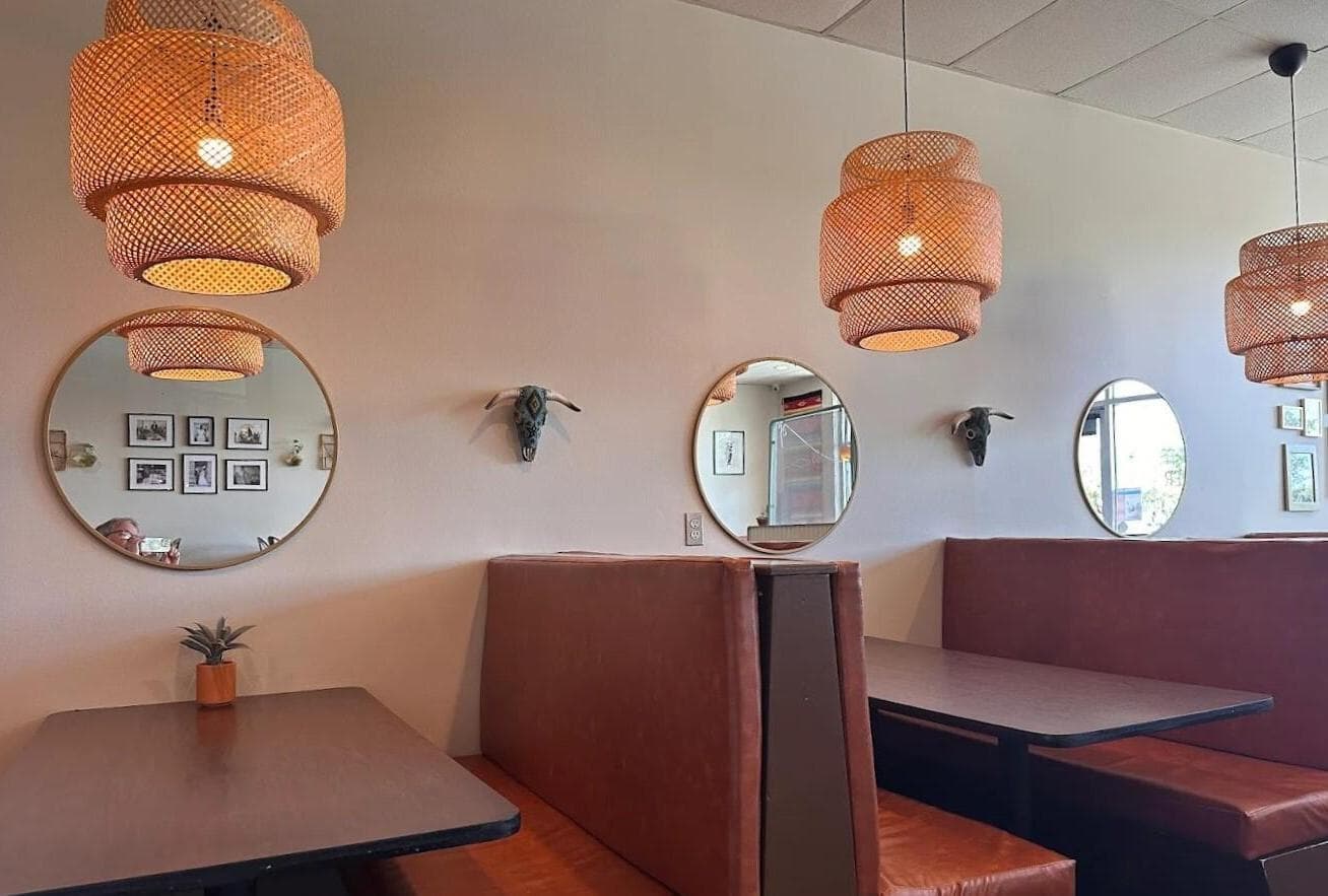 Entire Venue, Cruzteca Mexican Kitchen photo #1