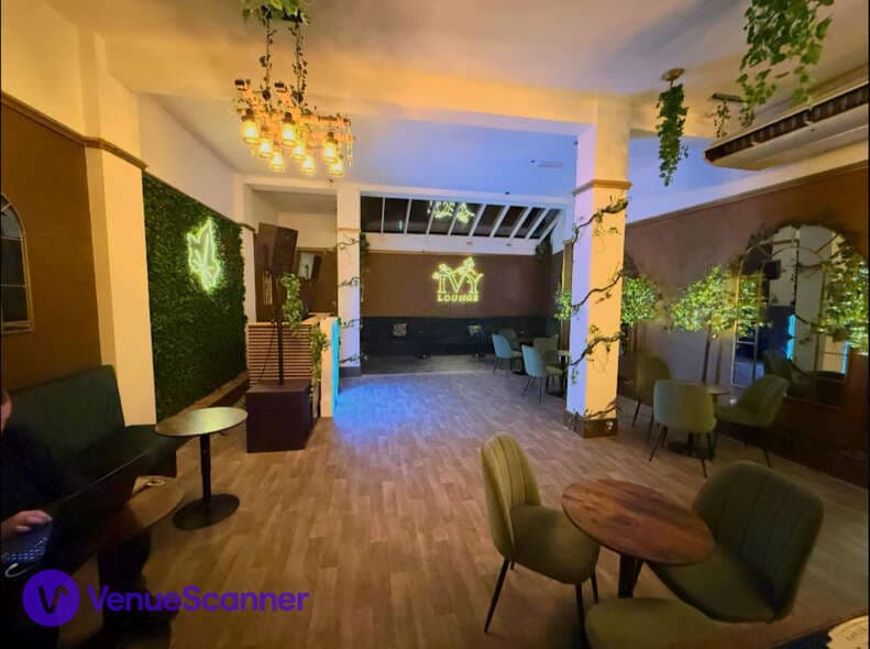 Ivy Lounge photo #3