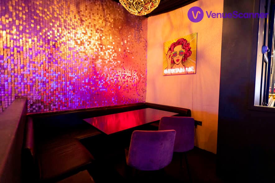 Private Booths, Playlist Live photo #3