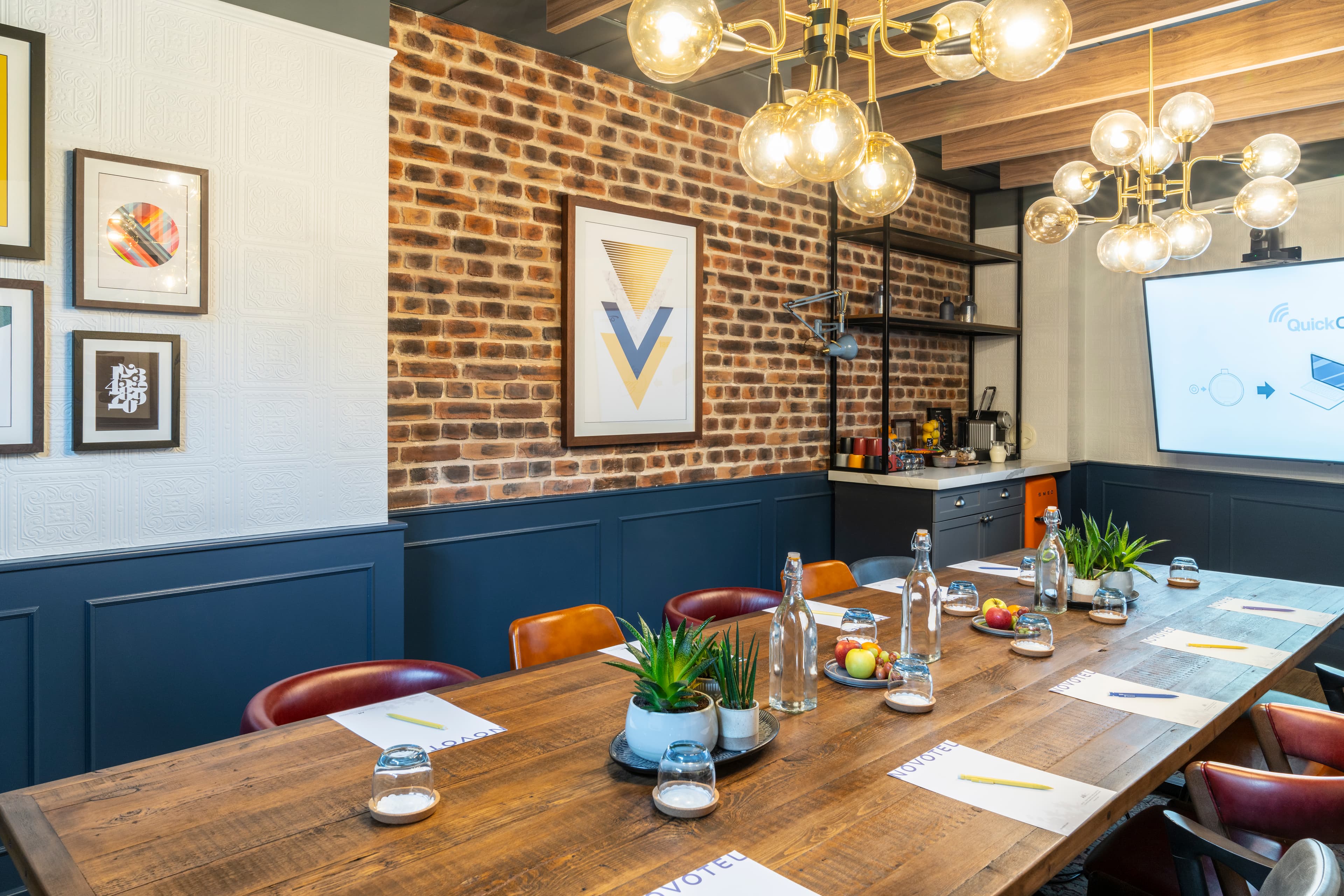 Executive Boardroom, Novotel Edinburgh Park photo #3