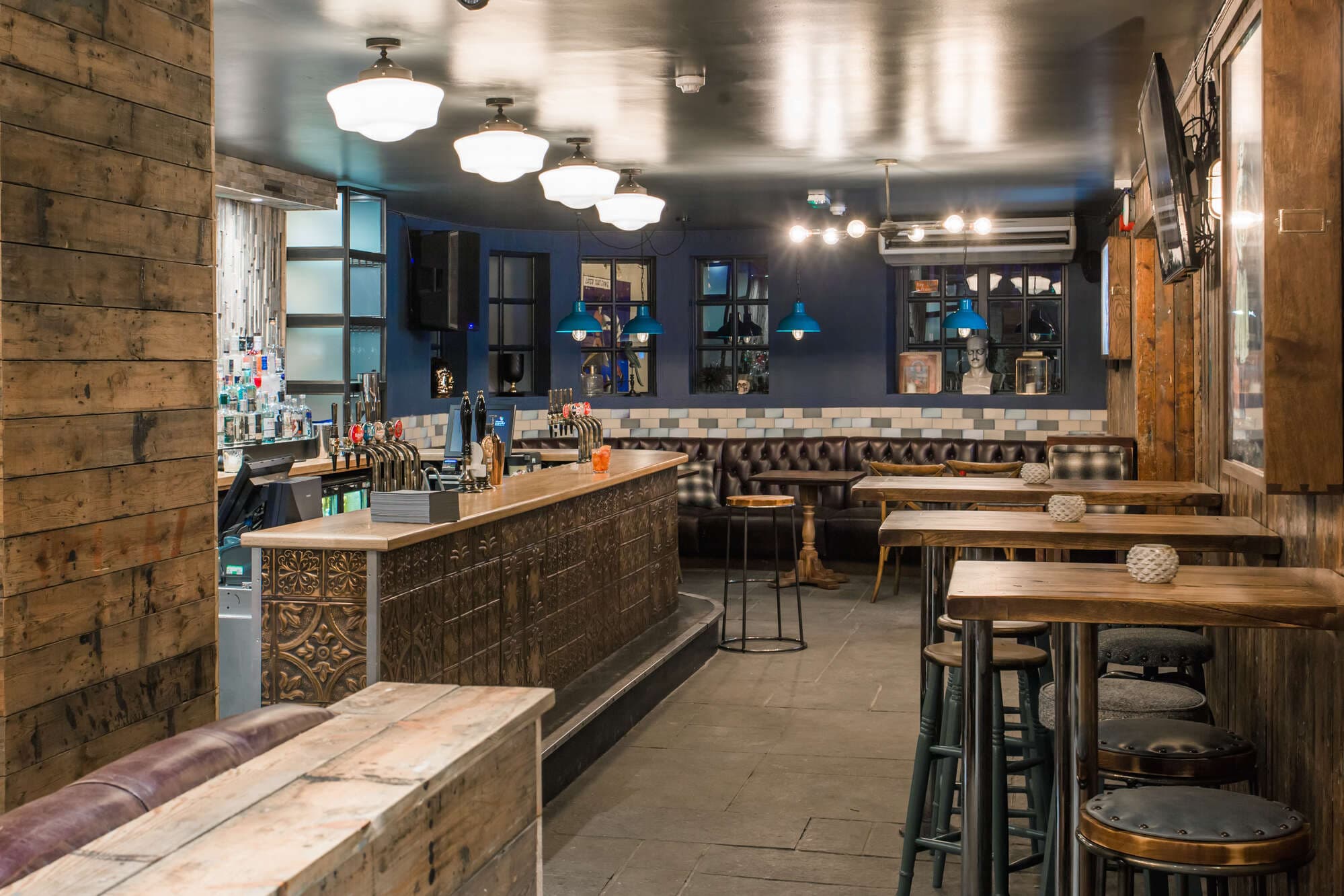 The Rowing Club, Duke’s Head Putney photo #3