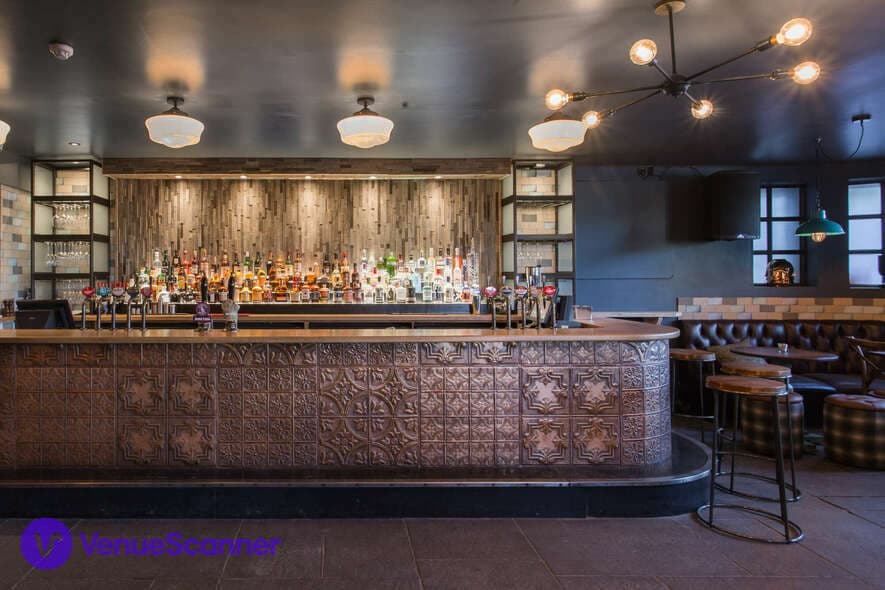 The Rowing Club, Duke’s Head Putney photo #1