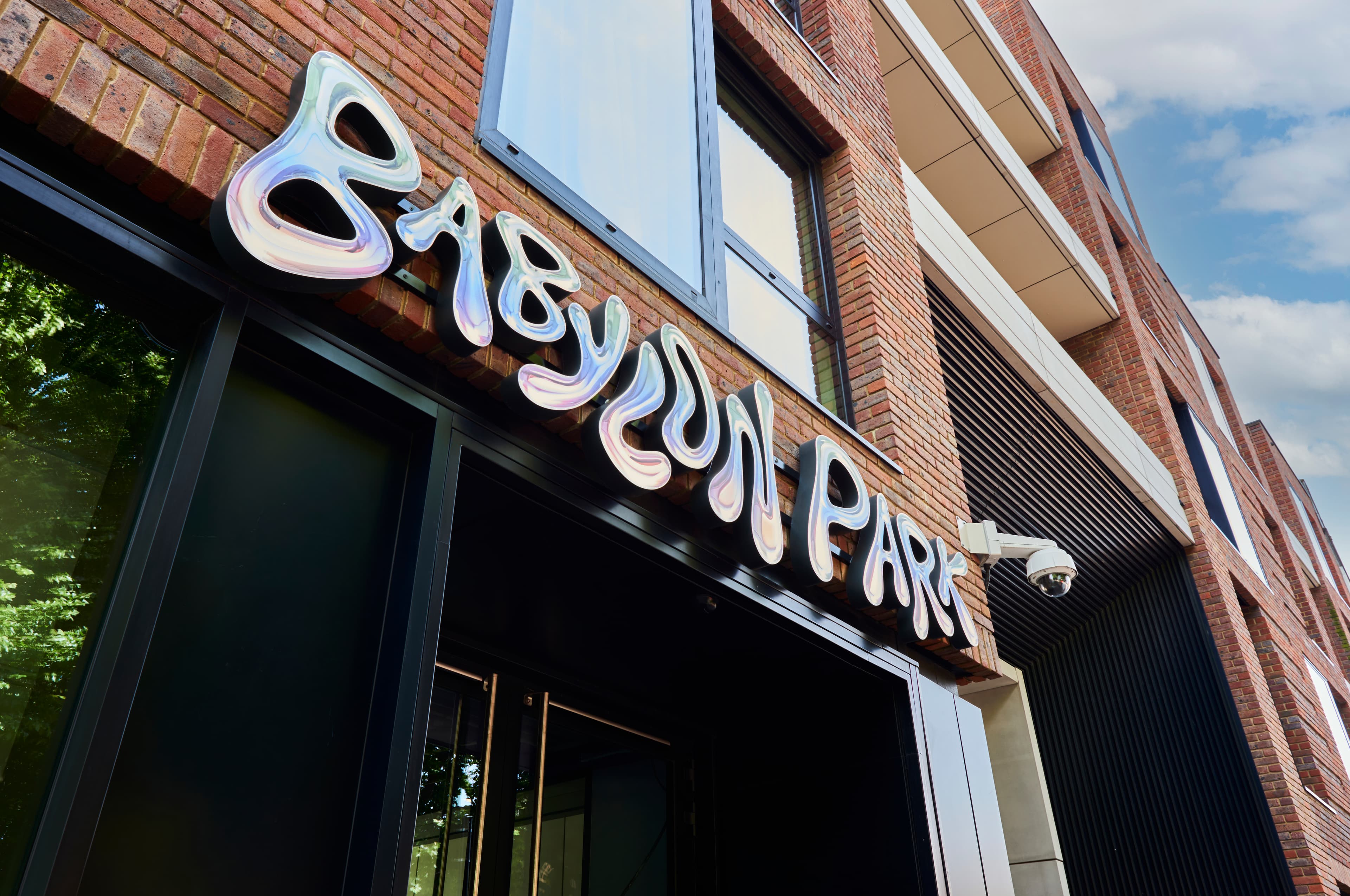 Babylon Park photo #2