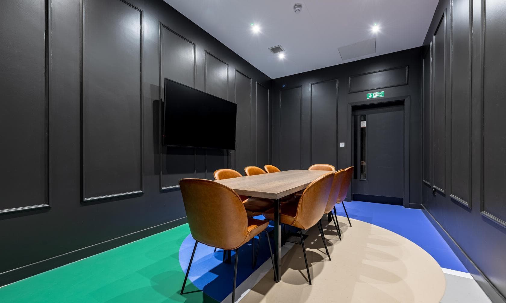 Private Meeting Room