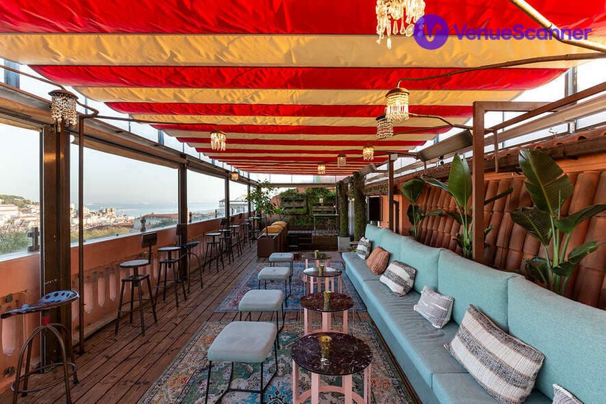 Exclusive Hire, The Insólito photo #2