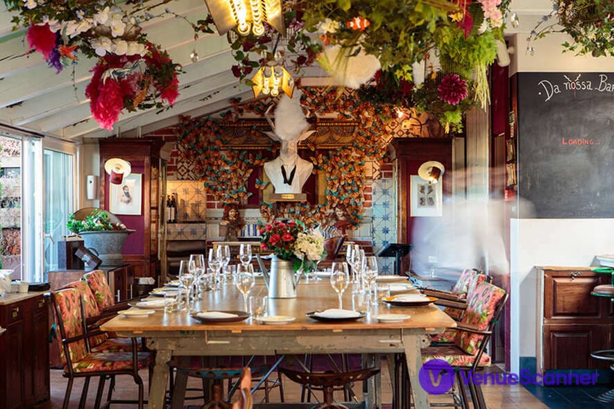 Exclusive Hire, The Insólito photo #3