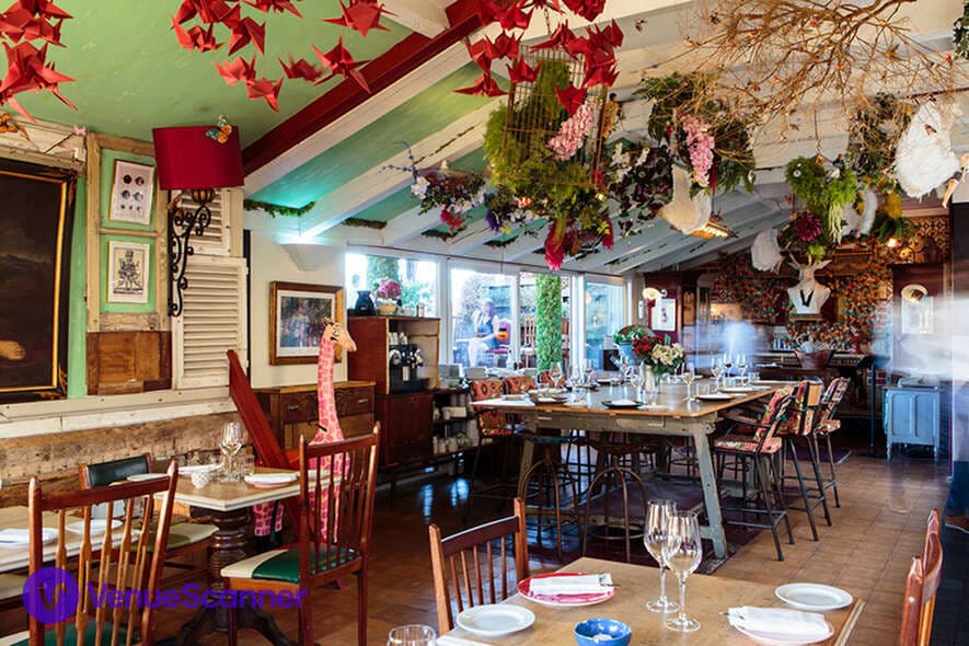 Exclusive Hire, The Insólito photo #1